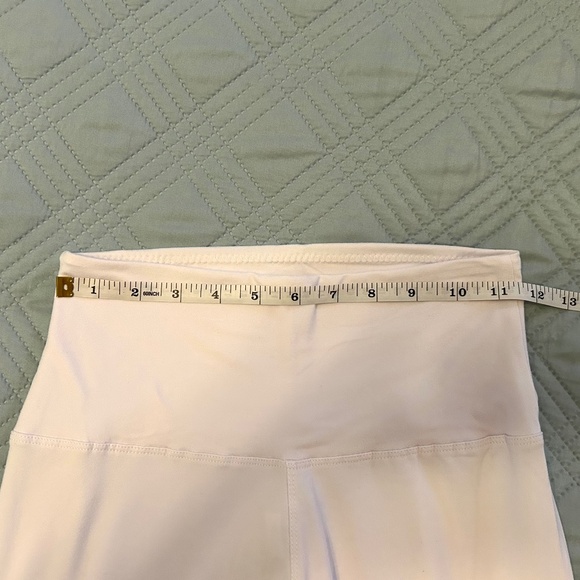 Women’s White Leggings, NEVER WORN, Size Small-Medium - Picture 2 of 4